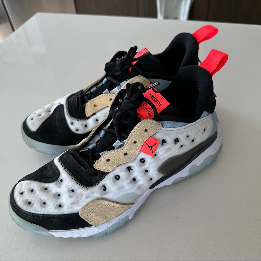 Jordan Delta 2